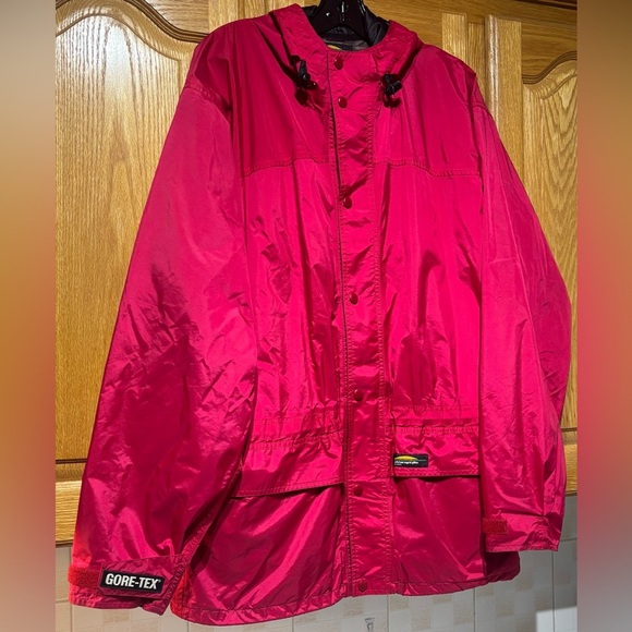 Vintage 90's Chlorophylle Red Gore-Tex Rain Jacket Men's Large - Picture 2 of 11